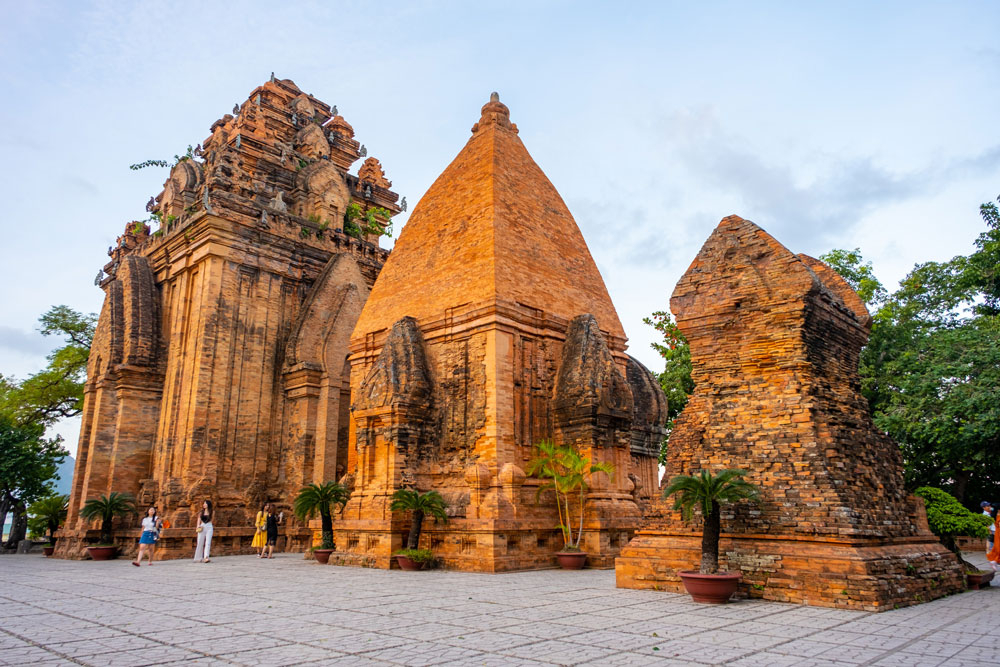 Достопримечательности в Нячанге, Вьетнам.