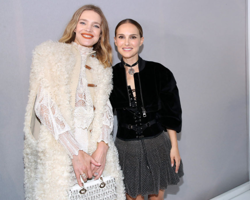 Натали Портман справляется со стрессом при помощи йоги