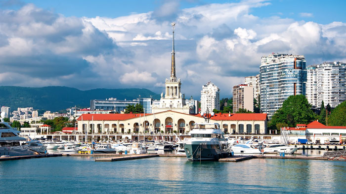 Сочи весной